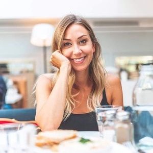 Meet your Posher, Kari